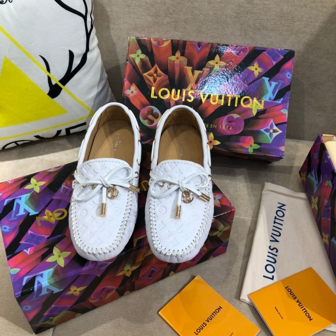 LOUIS VUITTON Loafer Shoe