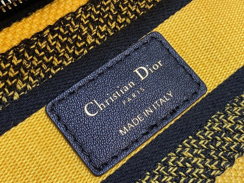Thumbnail: DIOR BAG