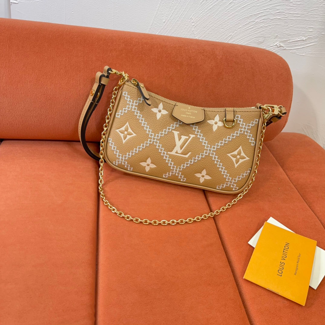 LOUIS VUITTON BAG
