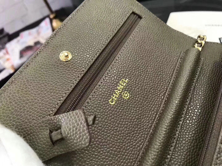 Thumbnail: CHANEL Quilted Sheepskin Leather Wallet