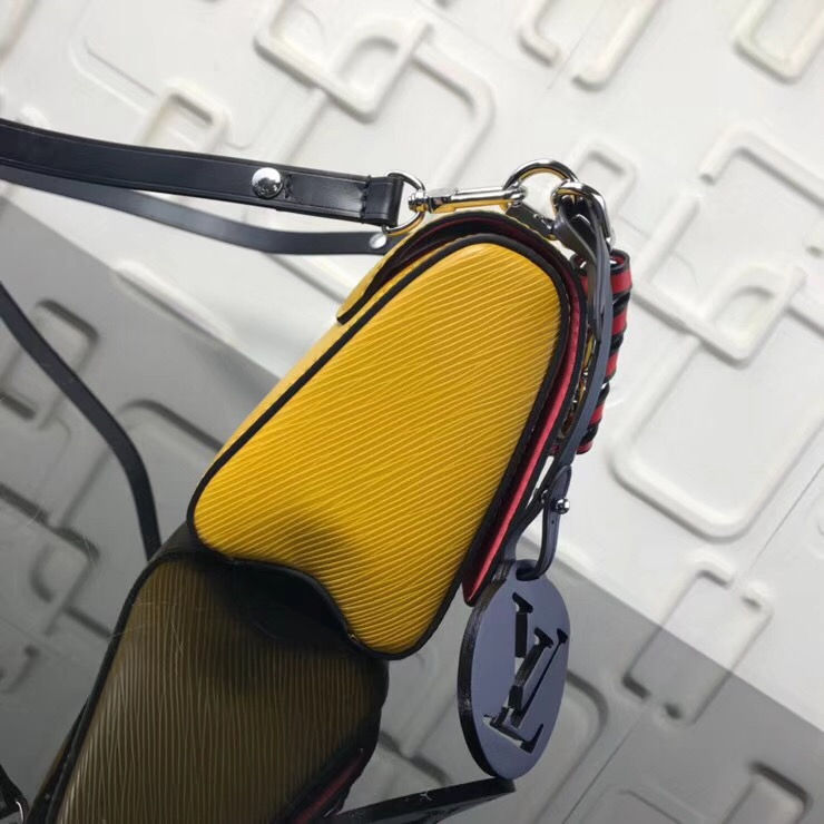 Thumbnail: LOUIS VUITTON TWIST PM