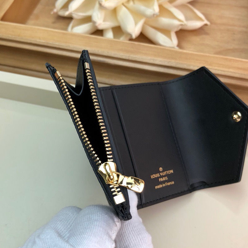 Thumbnail: LOUIS VUITTON ZOÉ WALLET