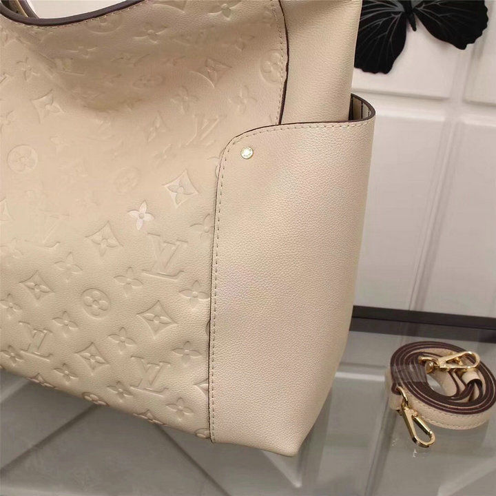 Thumbnail: LOUIS VUITTON Monogram Canvas Leather Bag