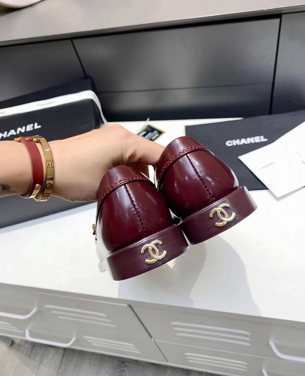 Thumbnail: CHANEL SHOE