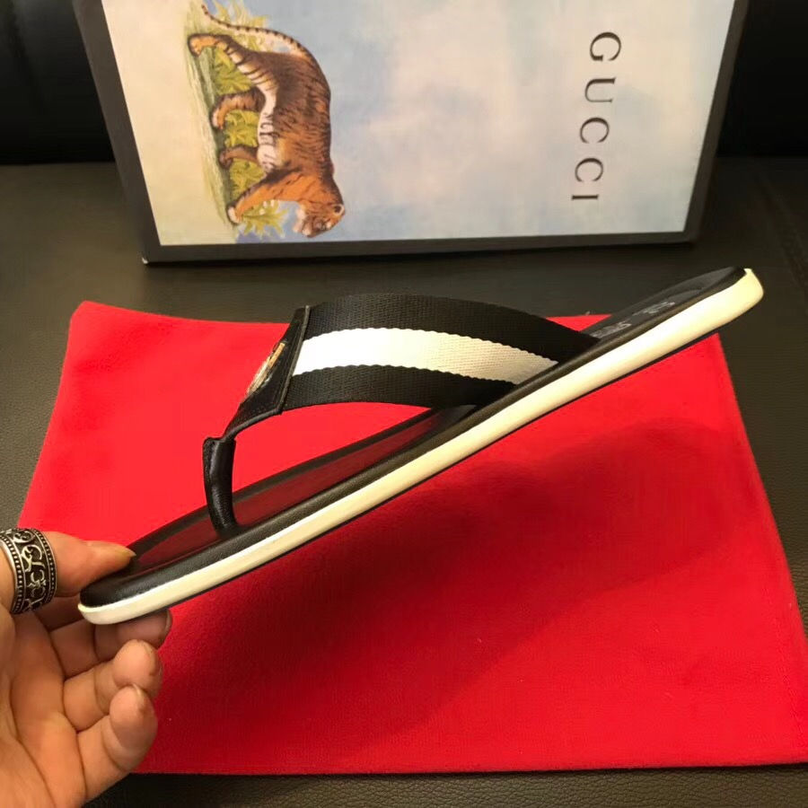 Thumbnail: GUCCI Leather Slippers