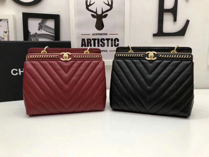 Thumbnail: CHANEL Quilted Sheepskin Leather Bag