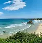 Playa de Peñarronda entre Asturias y Galicia, amplia y perfecta para disfrutar en familia.