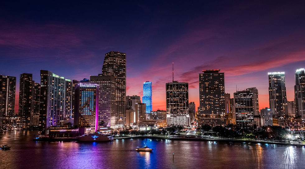 Things-to-do-in-Miami-at-Night-Boat-Bay.jpg