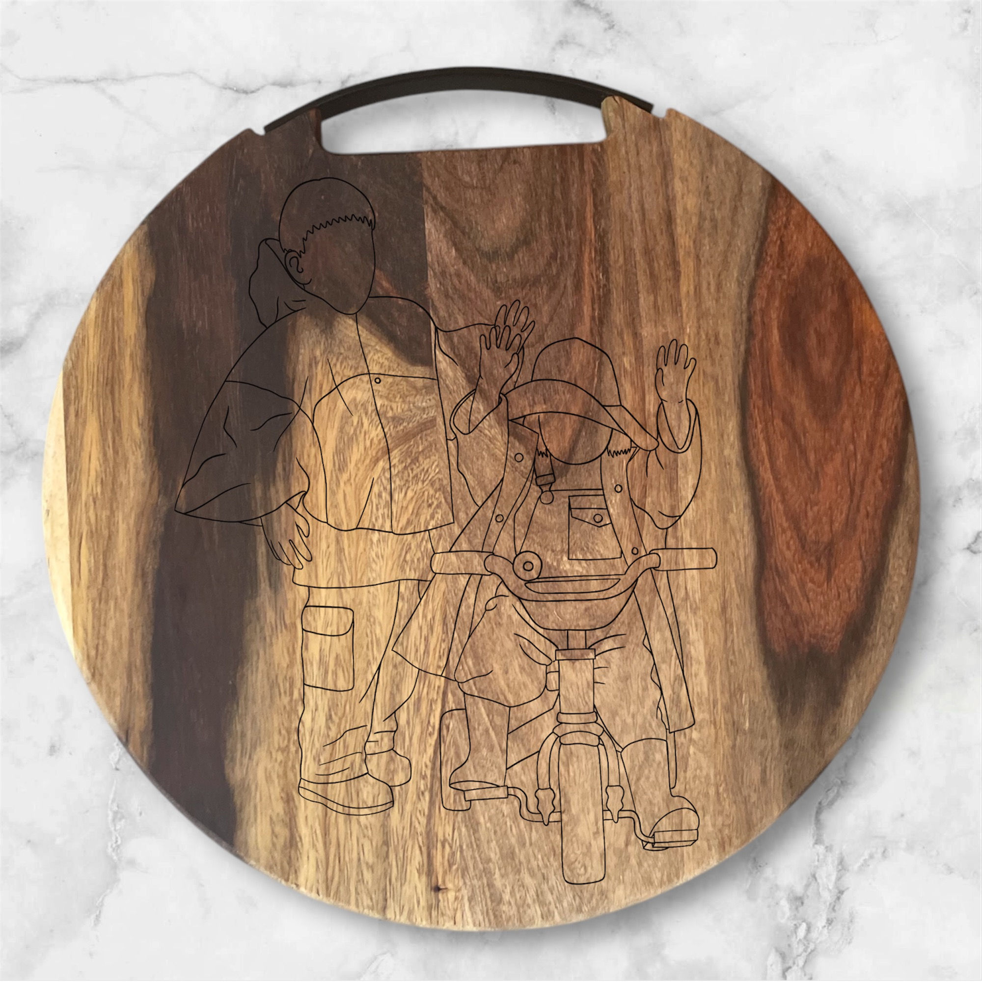 Ronde borrelplank gepersonaliseerd