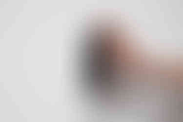 400ML Collection de luminaires orientable avec réflecteurs en bombes de peinture recyclées et un design filaire signée NOUE.