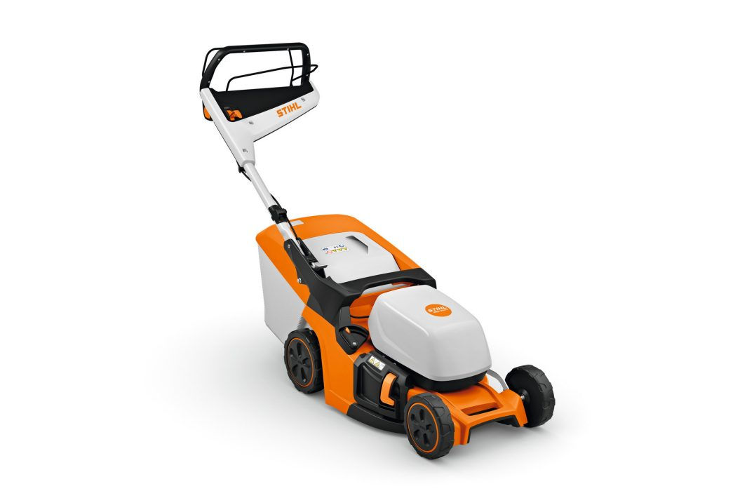 RMA 443 V Cordless Lawn Mower (41 cm / 16")