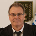 בן 17 שגנב אקדח מבית, קיבל 4 חודשי עבודות שירות והמלצה לגיוס