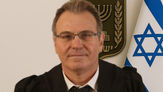 בן 17 שגנב אקדח מבית, קיבל 4 חודשי עבודות שירות והמלצה לגיוס