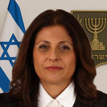 פסק דין יקר: איילון ביטוח תשלם חצי מיליון שקל על החלקה בחתונה