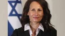 איים בסכין על פרודתו לעיני בנם - ונדון רק לארבעה חודשי עבודות שירות