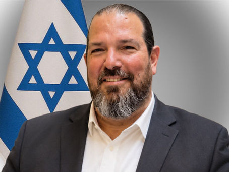 בין תיקי ההוצאה לפועל להארלי־דיווידסון: עולמו של הרשם איתי פליקר