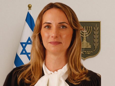 השקיע מאות אלפי שקלים בדירה המשותפת, ובפרידה ביקש החזר