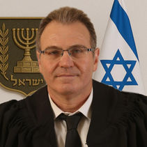 ביטחון ודמוקרטיה: הנשיא שמוביל את המחוזי חיפה לקדמת הבמה