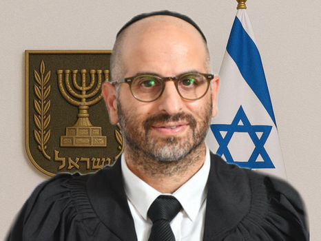 ענקית התקשורת בזק תובעת 1,200 שקל מאישה בת 47 - יתומה עם תסמונת דאון