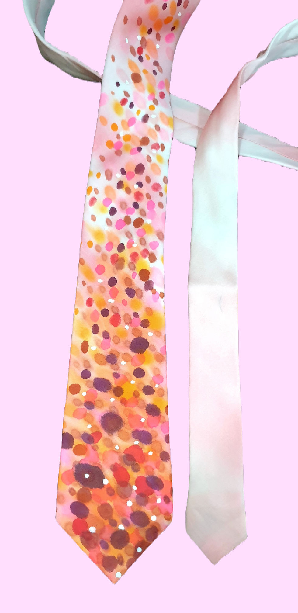 Thumbnail: Salmon pink silk tie with spotted highlights