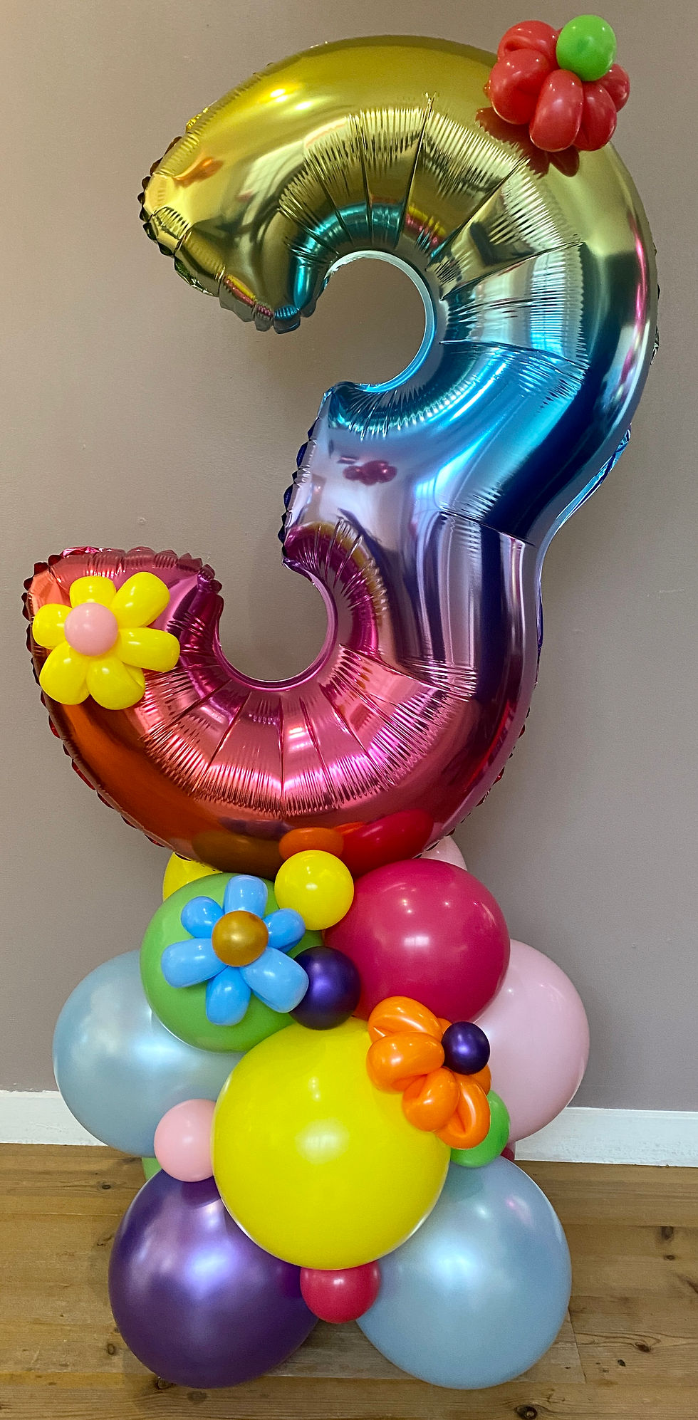 Thumbnail: Deluxe Balloon numbers (priced per number)