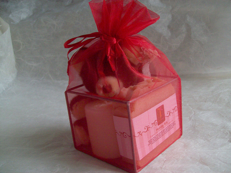 Thumbnail: Valentine Gift Cube in Red Organza /Soap Choice