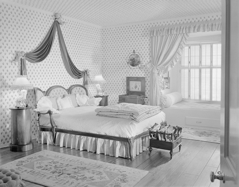 1943 bedroom design