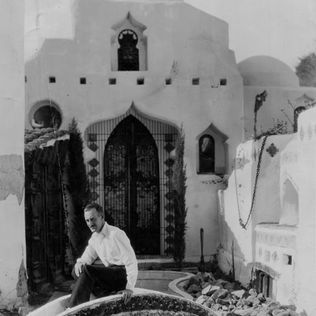 Jack McDermott house Hollywood patio