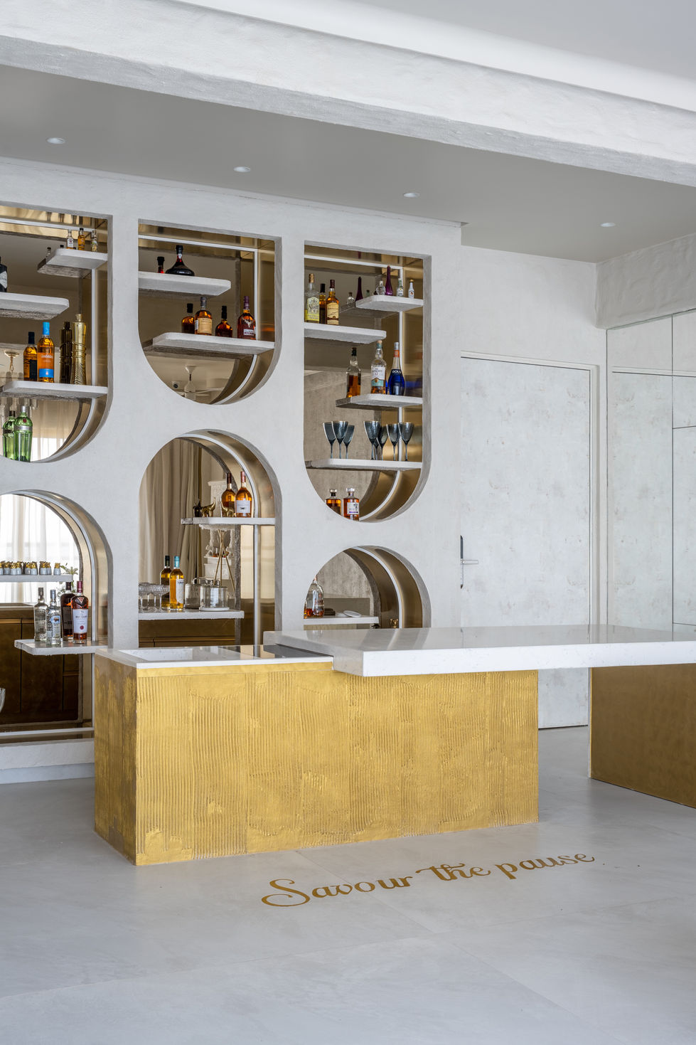 4.Living Room Island Counter open