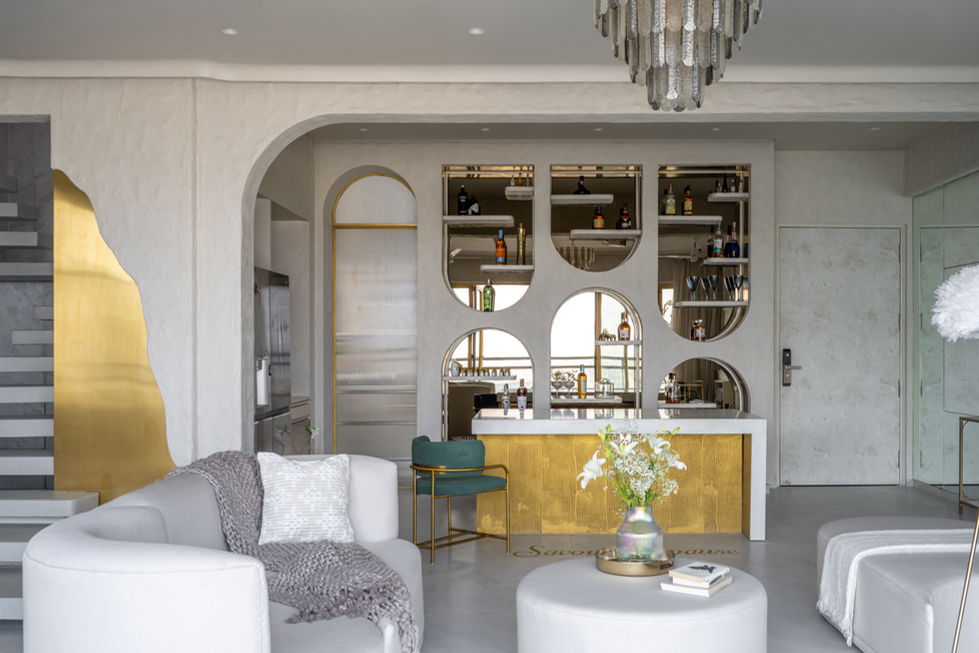 5.Living Room Front Wide Angle