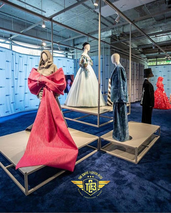 Off White Presentation