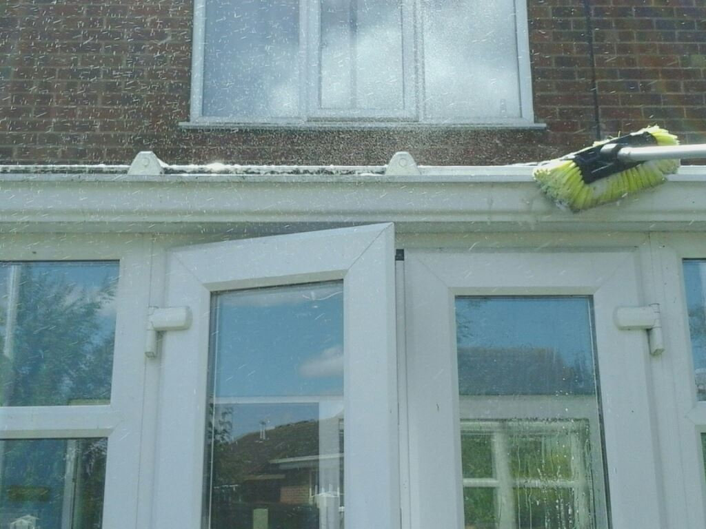 Conservatory Cleaning Brush, Conservatory Cleaning Pole Water Fed