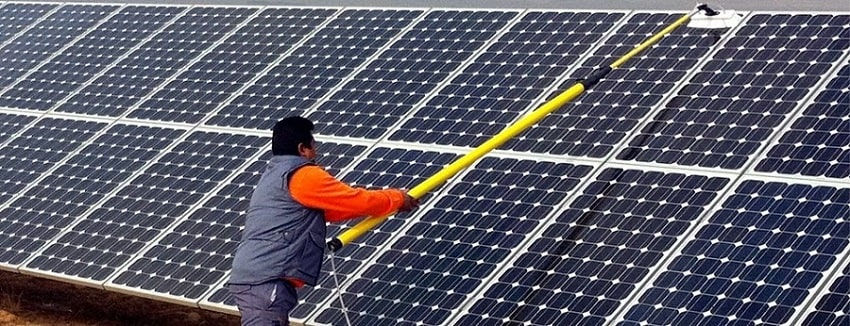 Thumbnail: Solar panel cleaning kit