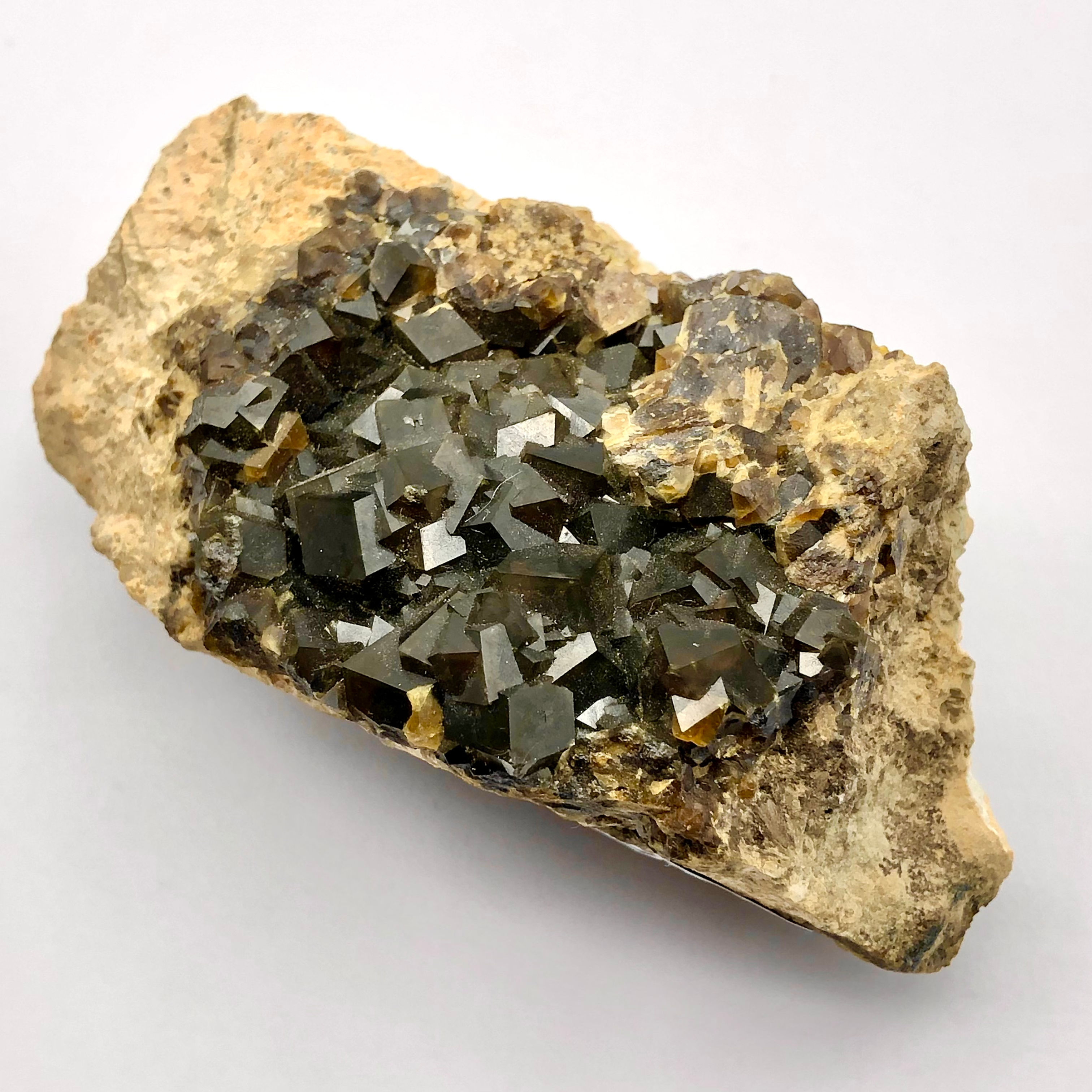 Andradite & Topazolite (Granadas)