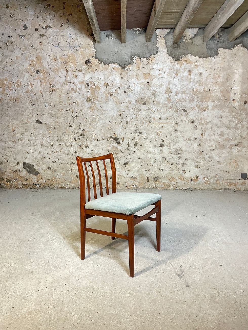Miniature : 4 chaises mid-century