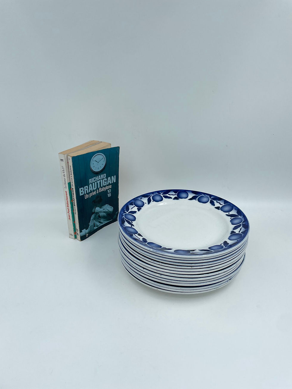 14 Assiettes faïence St-Amand bleu