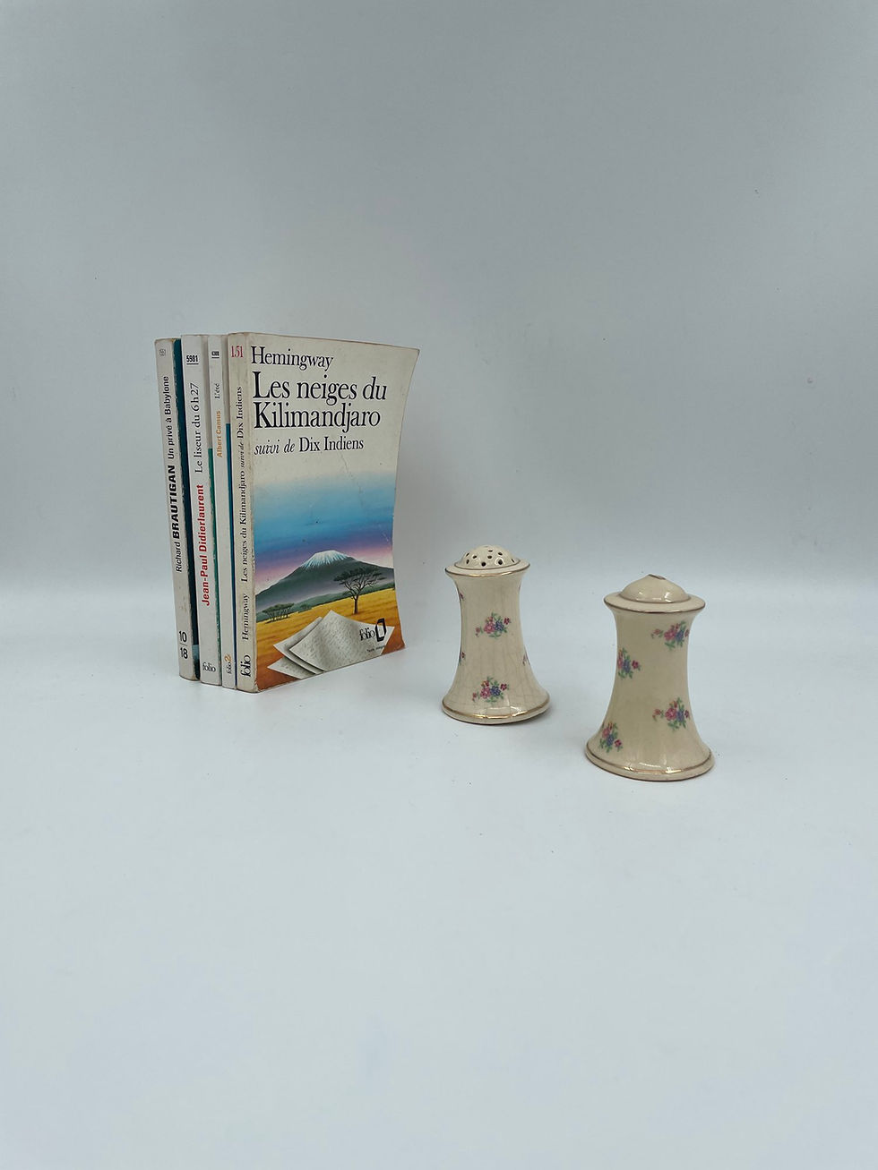 Salière et poivrière vintage en céramique
