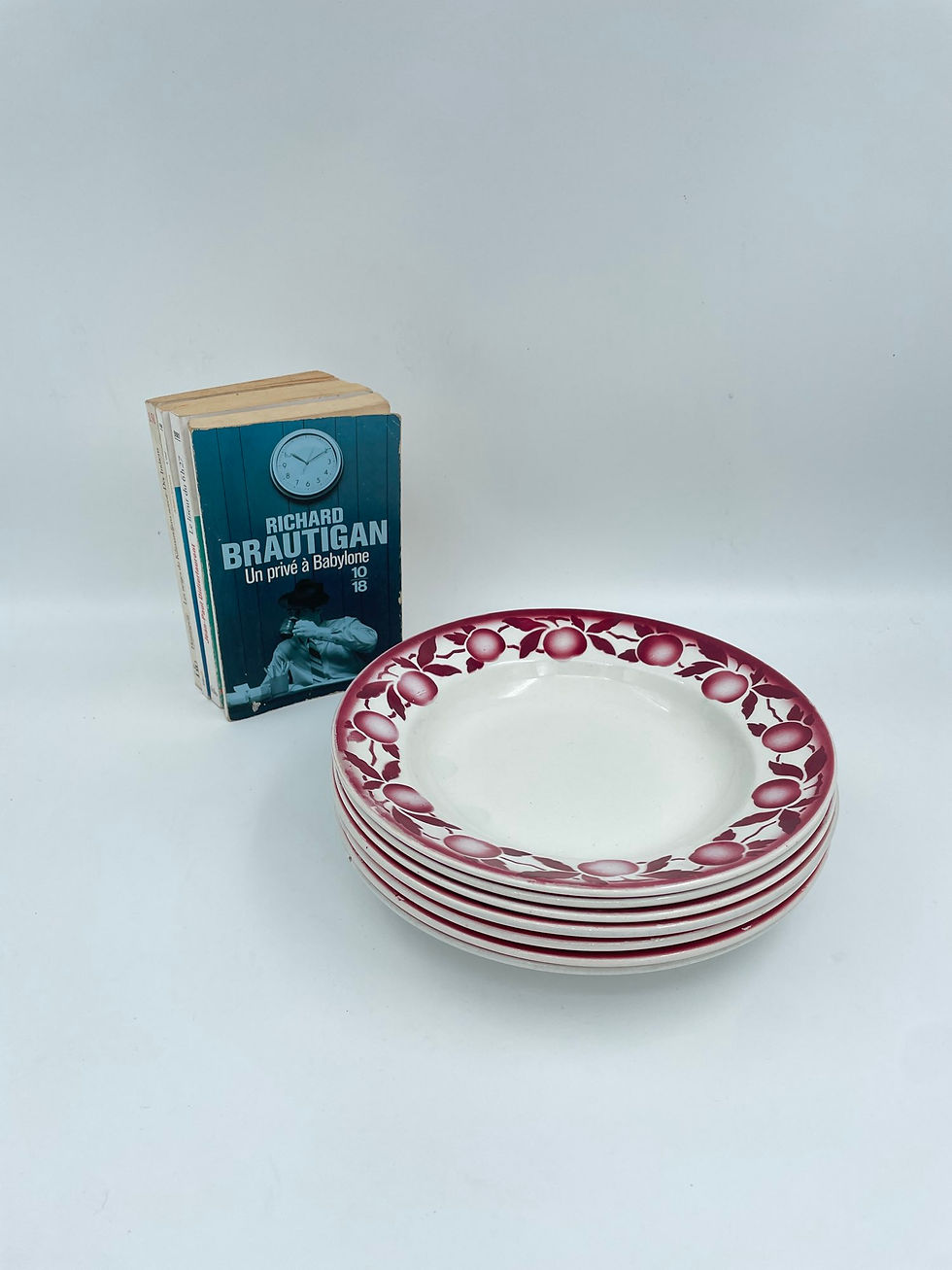 7 Assiettes creuses St Amand rouge