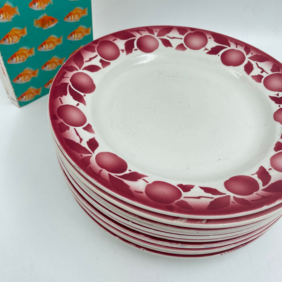 Ensemble de 12 Assiettes St-Amand