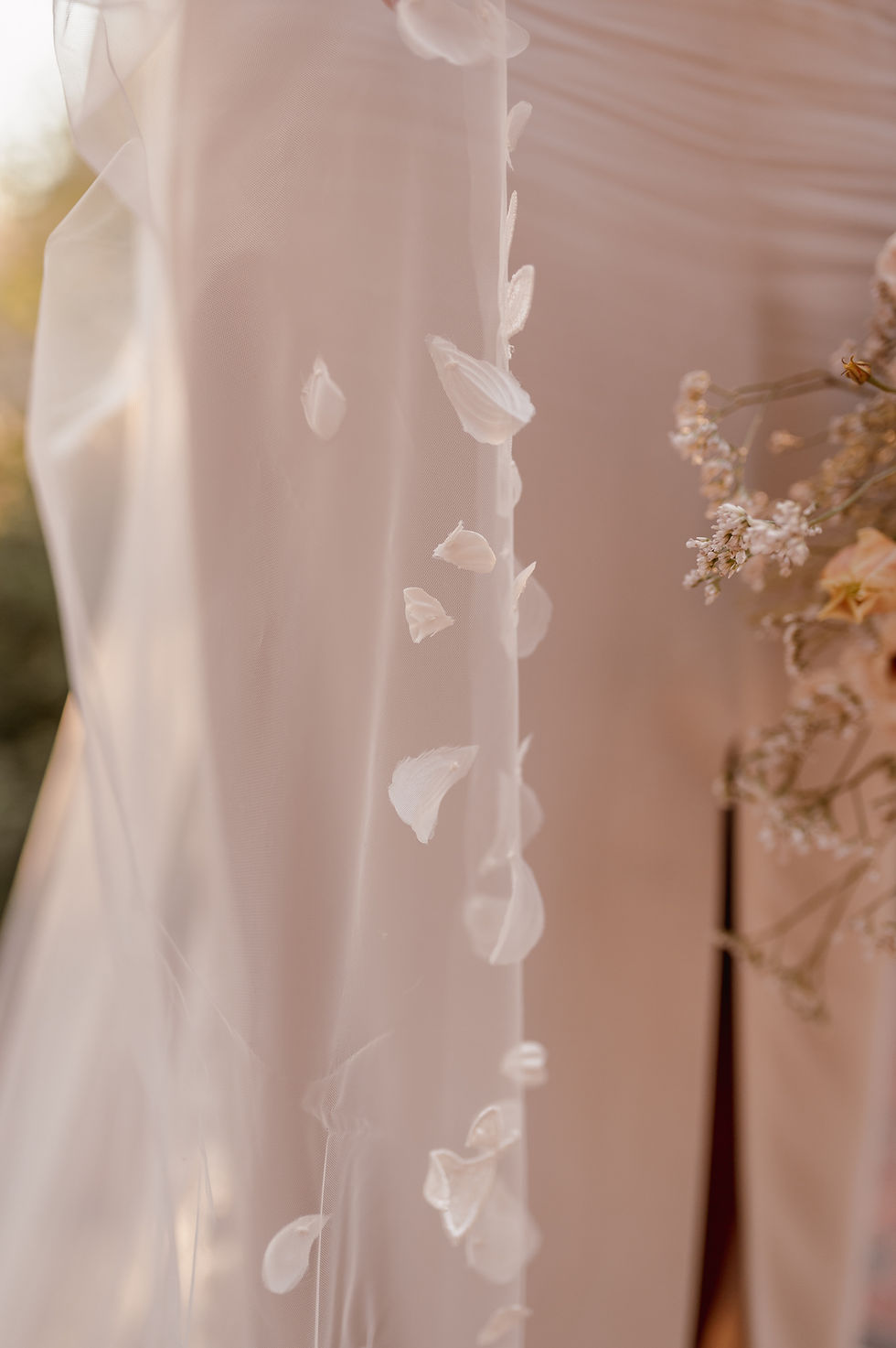 Thumbnail: PETRA | PETAL & LEAF VEIL