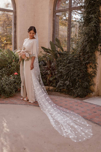 Polka Dot Veil | Wedding Veil with Large Polka Dots | Teresa