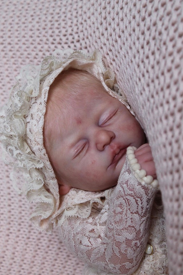 Thumbnail: Elea Doll Kit By Heike Kolpin -19"-Limited Edition 450