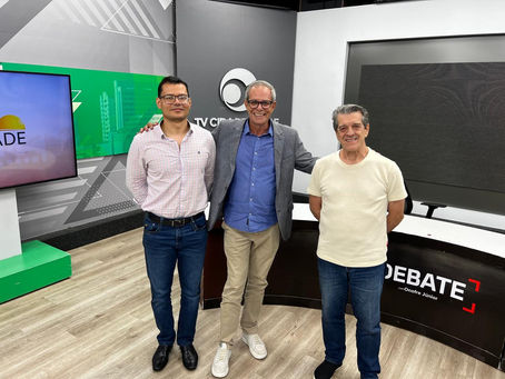 Lei que restringe celulares nas escolas tem ampla aceitação e reforça o uso consciente da tecnologia