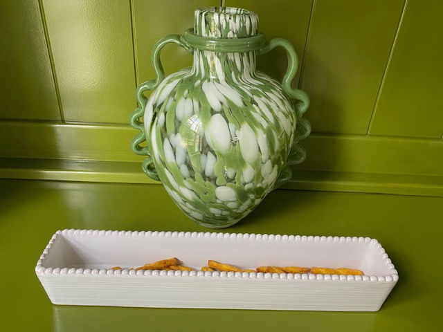 White Terracotta Cracker Tray w/Beaded Trim