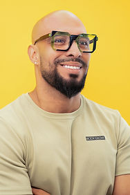 Punto Optico Dani Shoot Final-1.jpg