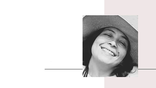 Fotografía de retrato de la arquitecta Loreto Molina Velásquez