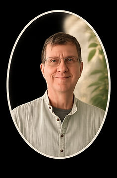 Headshot of Terry Oxley musician