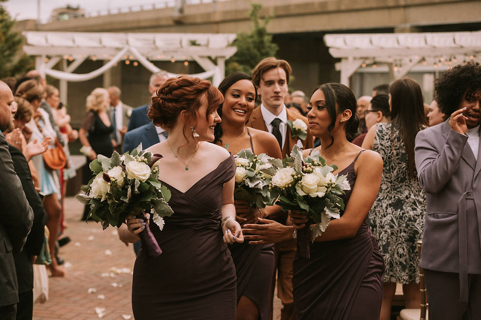 Elizabeth and Raquel 1107.jpg