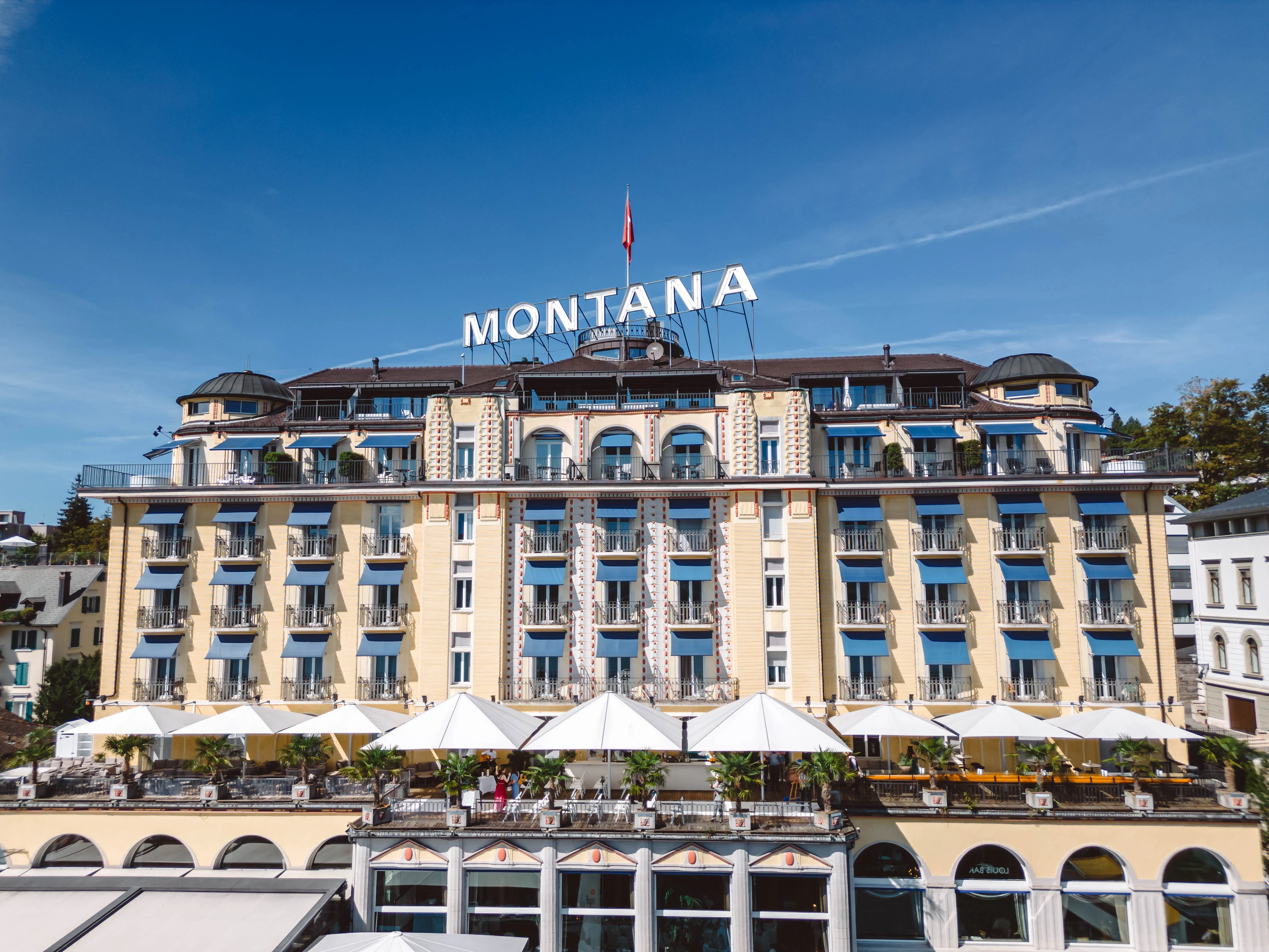 Hotel-Art-Deco-Montana-Luzern-Hochzeitsfotograf-Hochzeit-Traumtag-Traumhochzeit.webp