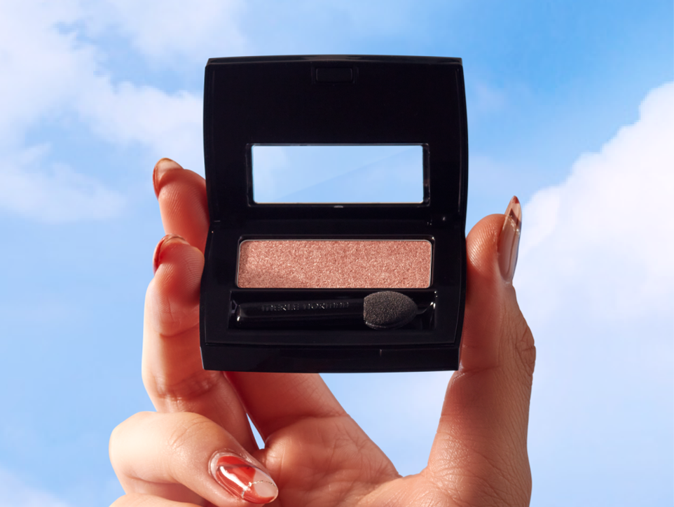 soft-touch-shadow-image-D.webp